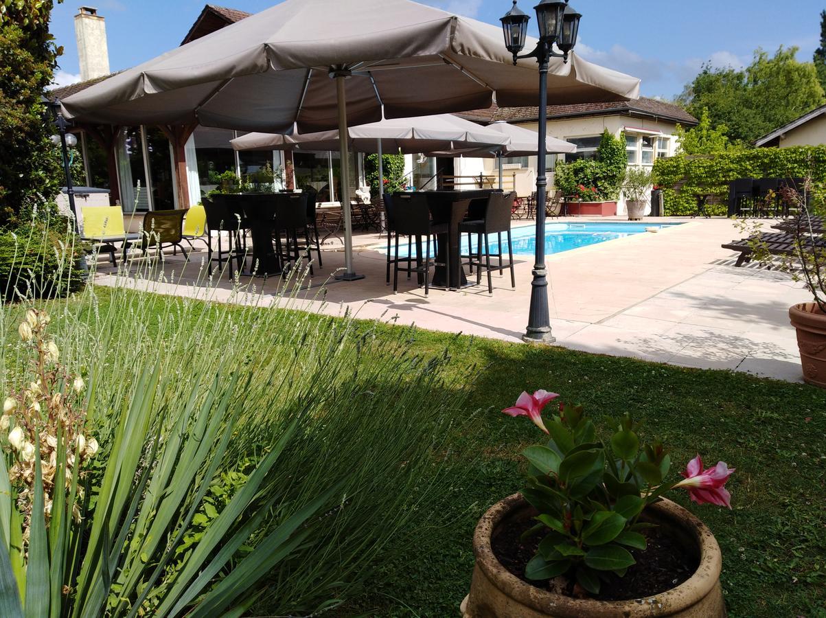 Hotel-Restaurant "La Gremelle" Ladoix-Serrigny Zewnętrze zdjęcie