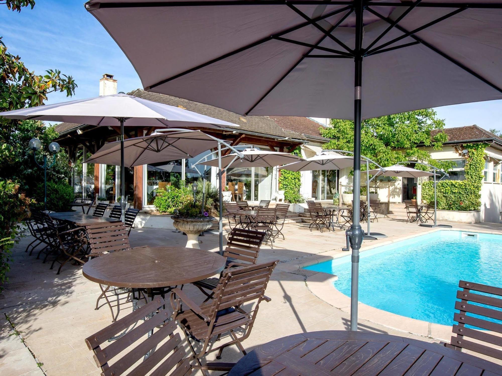 Hotel-Restaurant "La Gremelle" Ladoix-Serrigny Zewnętrze zdjęcie
