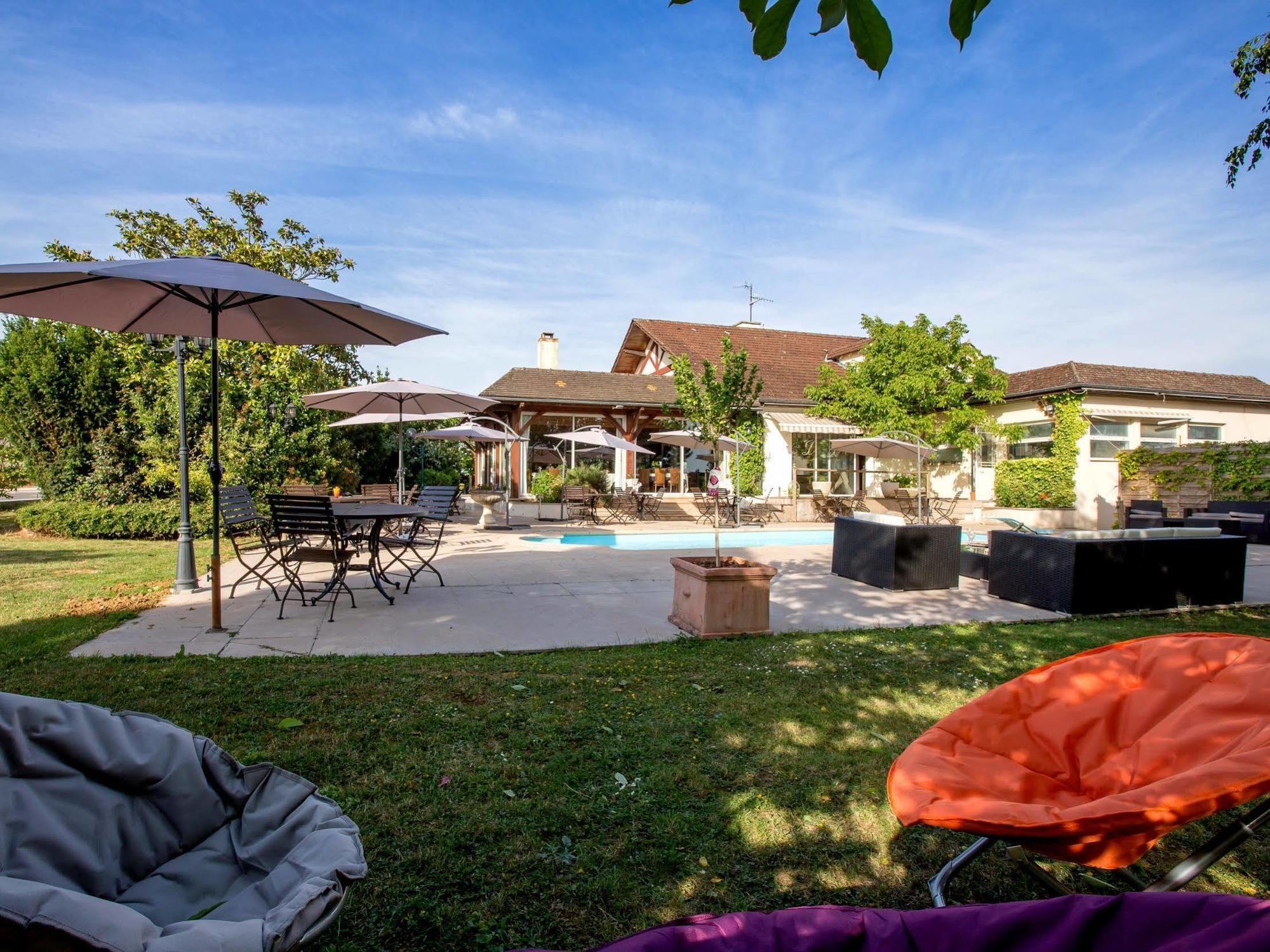 Hotel-Restaurant "La Gremelle" Ladoix-Serrigny Zewnętrze zdjęcie