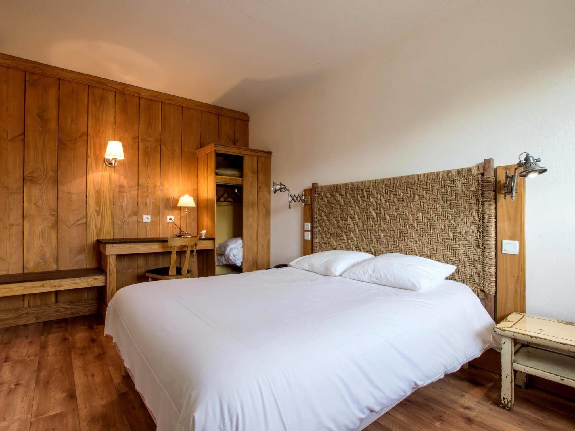 Hotel-Restaurant "La Gremelle" Ladoix-Serrigny Zewnętrze zdjęcie